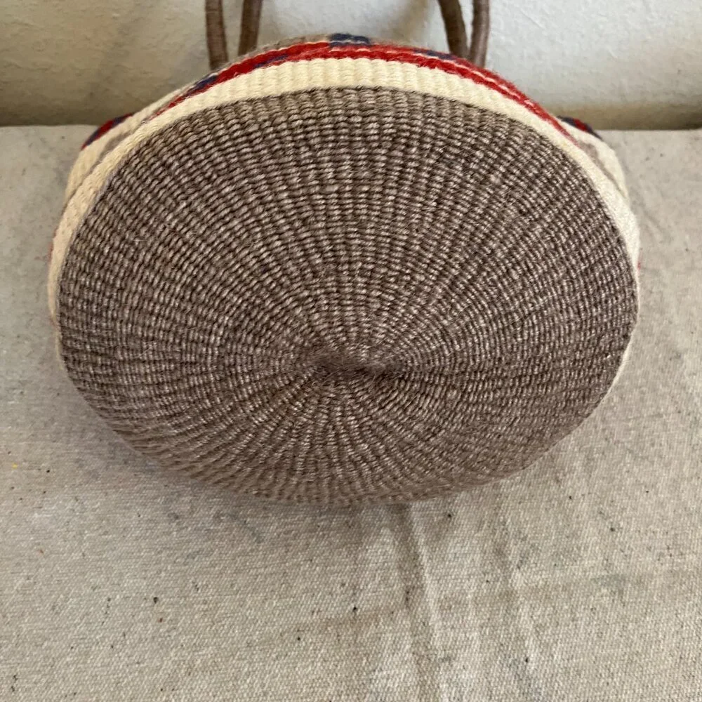 Natural Fiber Woven Lined Doubled Handle Flee Market/Shopping Basket/Tote - Picture 7 of 11
